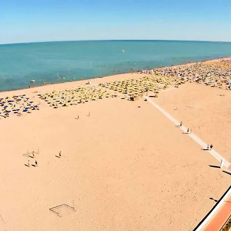 Seaside Happiness Flat And Shared Pool In Rosolina Rosolina Mare